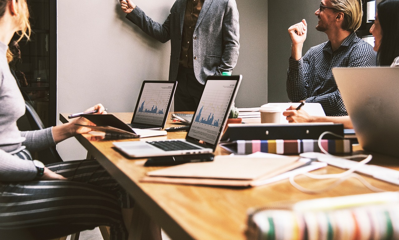 discover strategies to build and grow a scalable business that adapts to increasing demands and maximizes efficiency for sustainable success.