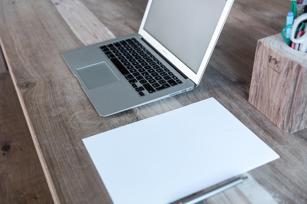how to secure startup funding in 2025